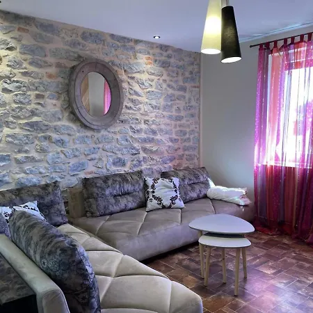 De Charme Renove A Pierrefitte-sur-loire, Vue Sur Campagne - Fr-1-489-334 Pierrefitte-sur-Loire