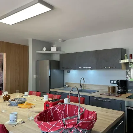 Rénové Avec Jardin Et Vue Sur Château - Fr-1-489-334 Casa vacanze *