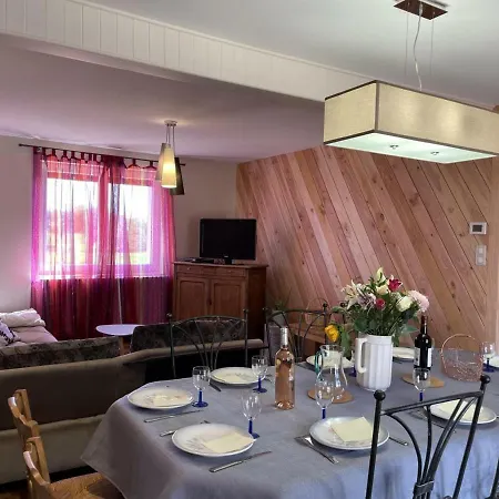 De Charme Renove A Pierrefitte-sur-loire, Vue Sur Campagne - Fr-1-489-334